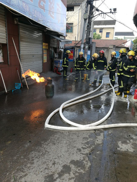 圖為：事故現(xiàn)場。消防供圖